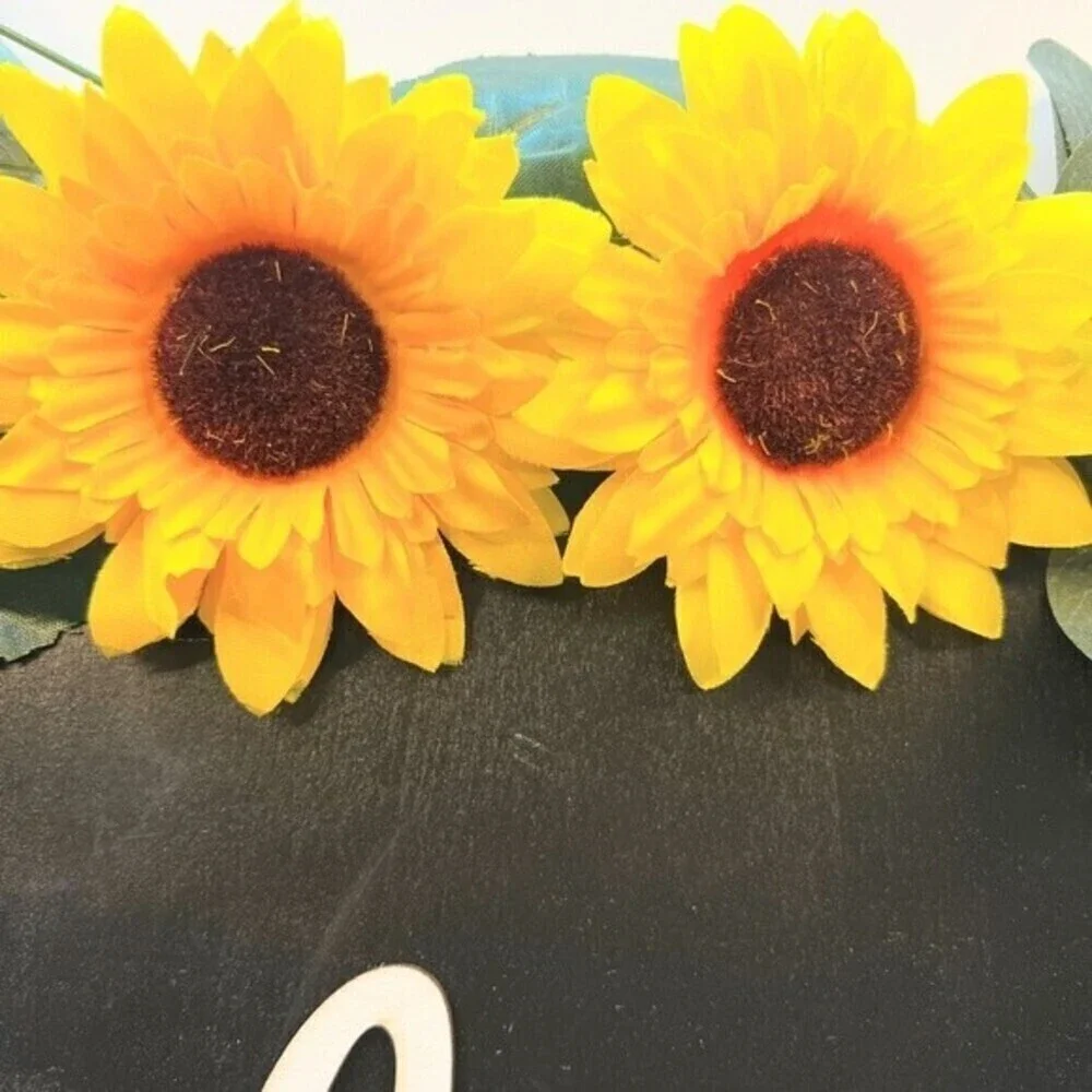 Welcome wood sigh Sunflower 12” diameters